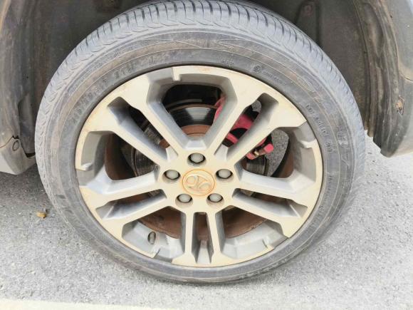 [南昌·赣A] 二手北京汽车绅宝X352016款 1.5L 手动豪华版