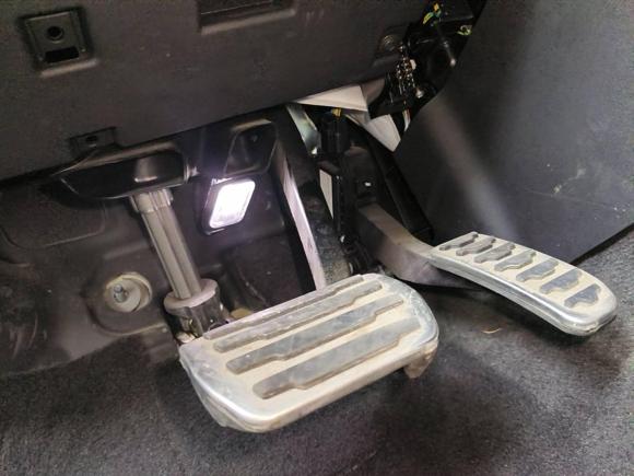 [常州·苏D] 二手路虎揽胜极光2020款 249PS R-DYNAMIC SE 运动科技版