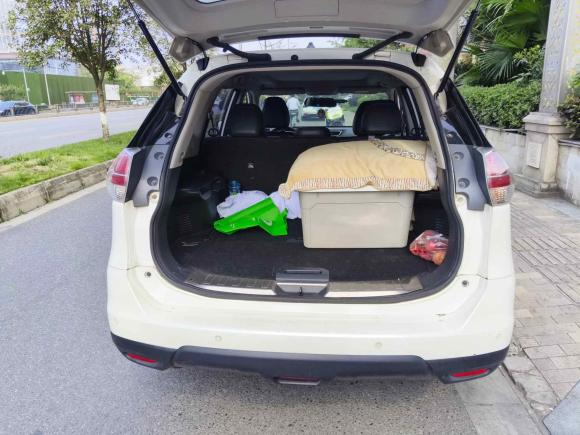 [成都·川A] 二手日产奇骏2014款 2.0L CVT舒适版 2WD