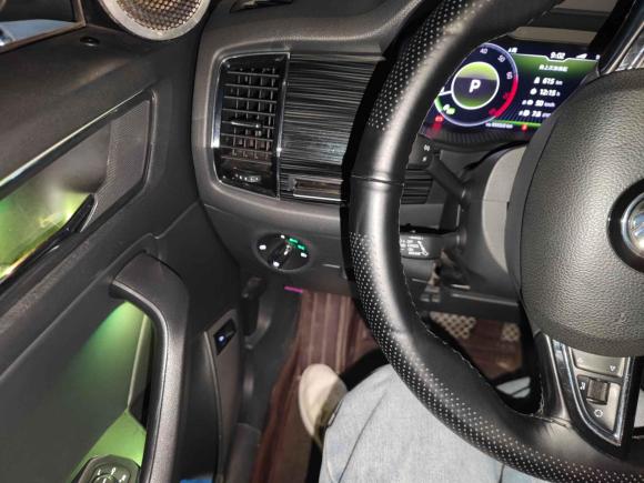 [合肥·皖A] 二手斯柯达柯迪亚克2017款 TSI330 7座两驱豪华科技版