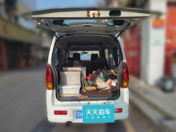 [深圳·鄂H] 二手铃木浪迪2009款 1.4L手动标准型 阳光版