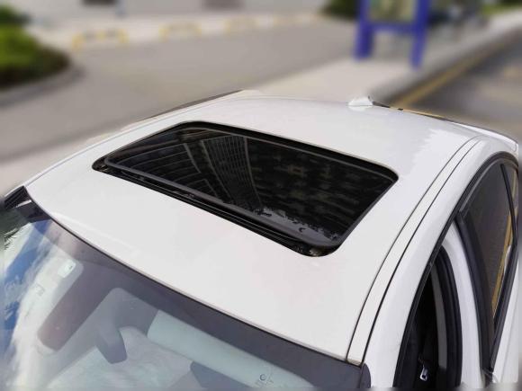 [佛山·沪A] 二手宝马宝马3系2015款 320i 超悦版时尚型