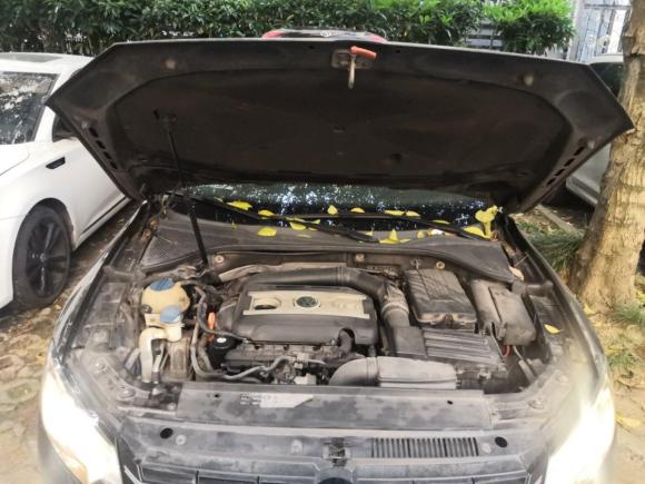 [上海·沪A] 二手大众帕萨特2011款 1.8TSI DSG尊荣版