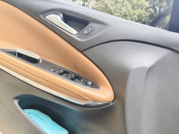 [苏州·苏E] 二手别克威朗2015款 三厢 20T 双离合旗舰型