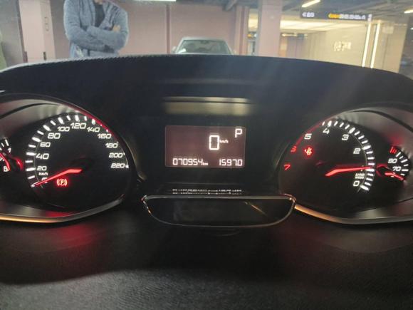 [上海·苏E] 二手标致标致308S2015款 1.6T 自动劲驰版