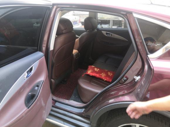 [无锡·苏B] 二手英菲尼迪英菲尼迪QX502015款 2.5L 豪华版