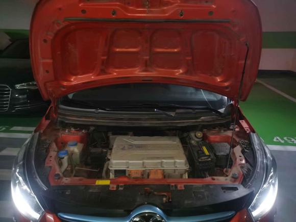 [北京·京A] 二手北汽新能源北汽新能源EX2018款 EX360 新尚版