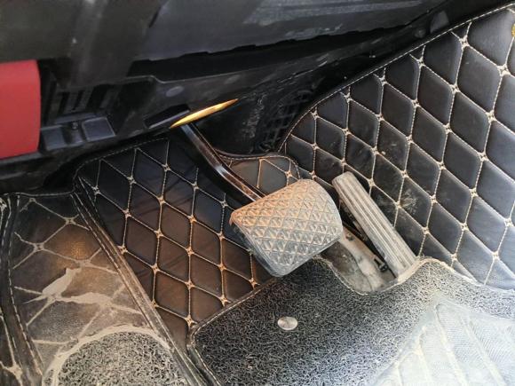 [北京·赣C] 二手奔驰奔驰C级2016款 C 180 L 运动型