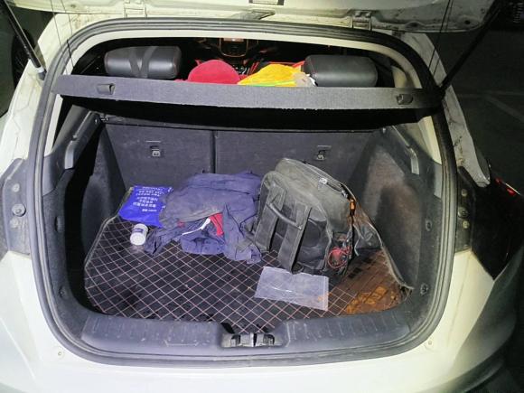 [西安·陕A] 二手长安逸动XT2015款 1.6L 手动俊酷型 国IV