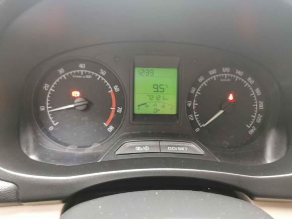 [成都·川A] 二手斯柯达晶锐2014款 1.4L 手动晶致版