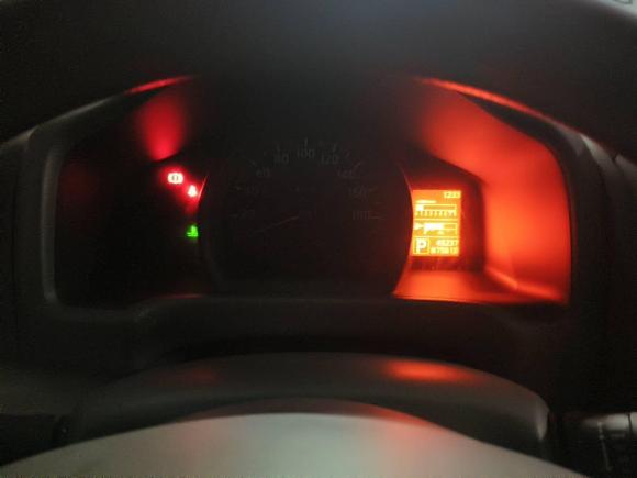 [南京·苏A] 二手日产日产NV2002016款 1.6L CVT豪华型