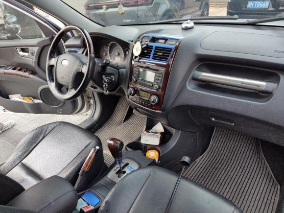 [广州·粤A] 二手起亚狮跑2009款 2.0L 自动两驱版GLS