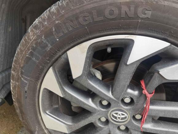 [义乌·黑A] 二手丰田RAV4荣放2016款 2.5L 自动四驱精英版