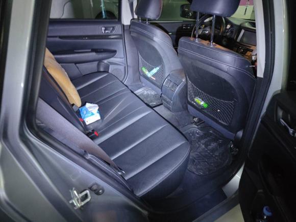 [深圳·粤B] 二手斯巴鲁傲虎2012款 2.5i运动版