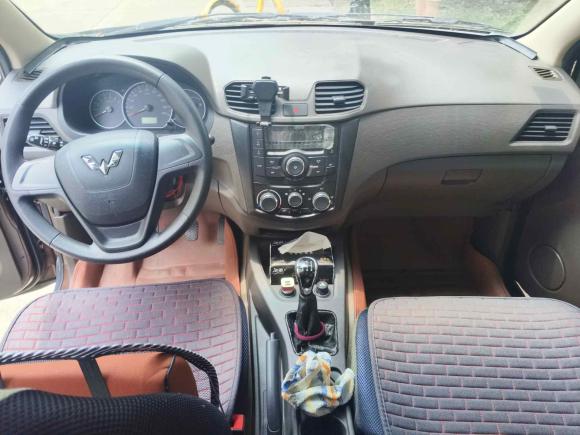 [武汉·鄂A] 二手五菱汽车五菱宏光2016款 1.5L 改款S舒适型