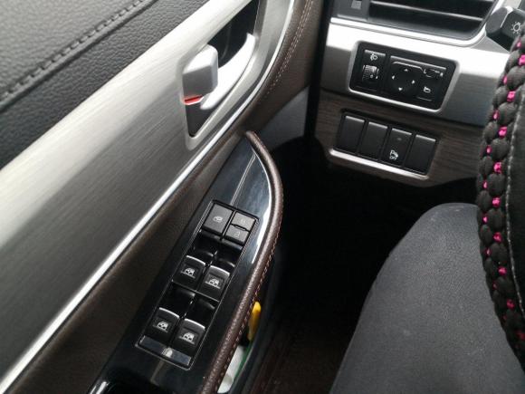 [上海·沪C] 二手东风风行景逸X62017款 劲享系列 1.5T CVT尊享型