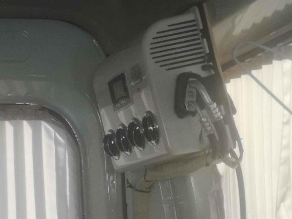 [温州·浙C] 二手上汽大通MAXUS上汽大通MAXUS V902020款 2.0TAMT运杰版前驱后单胎短轴高顶6座