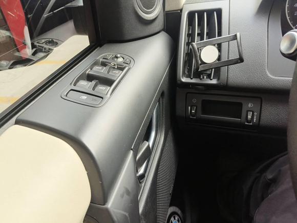 [广州·粤A] 二手路虎神行者22013款 2.2T SD4 S柴油版