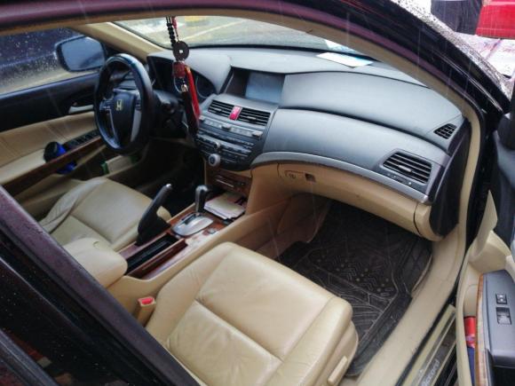 [上海·苏K] 二手本田雅阁2012款 2.4L SE