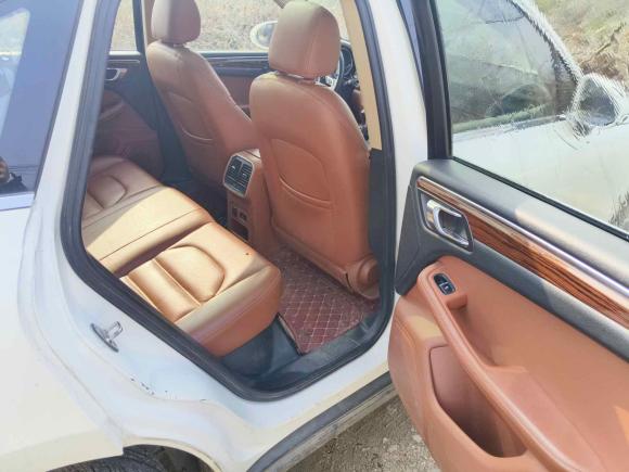 [武汉·鄂A] 二手众泰众泰SR92017款 2.0T 自动极致之光版