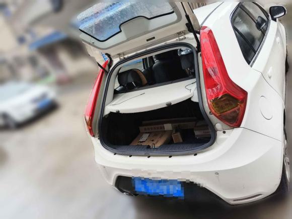 [南京·苏L] 二手名爵名爵32014款 1.5L AMT精英版