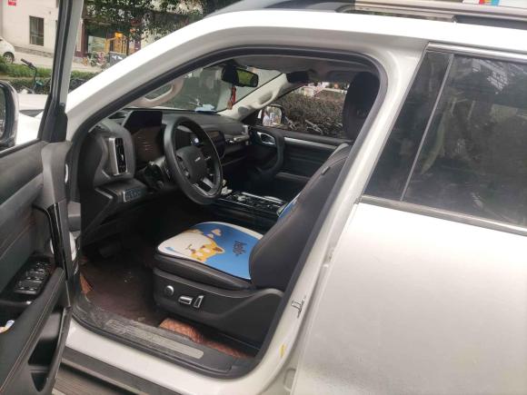 [成都·川A] 二手哈弗哈弗大狗2021款 1.5T DCT两驱马犬版