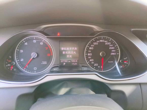 [北京·京Y] 二手奥迪奥迪A4L2015款 35 TFSI 自动舒适型