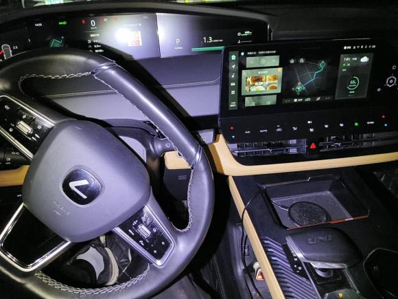 [杭州·浙A] 二手长安长安UNI-K2021款 2.0T 卓越型