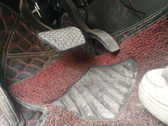 [西安·陕U] 二手奇瑞艾瑞泽GX2019款 1.5T CVT新型色版 国VI