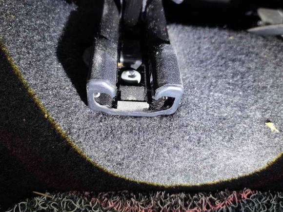 [武汉·鄂A] 二手雪铁龙雪铁龙C4L2015款 1.8L 自动领先版