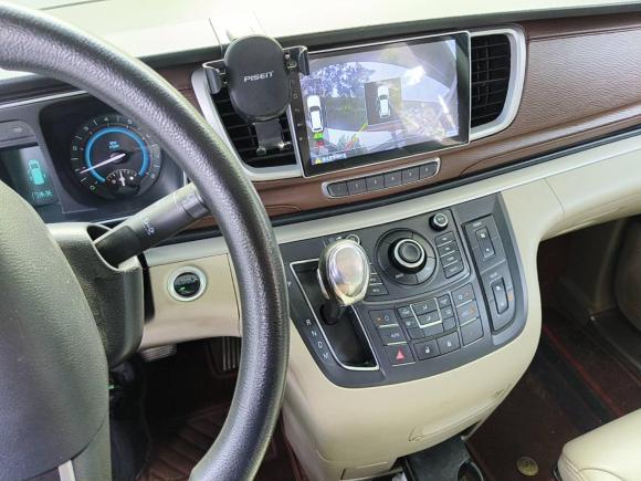 [济南·鲁A] 二手别克别克GL82014款 2.4L CT豪华商务舒适版