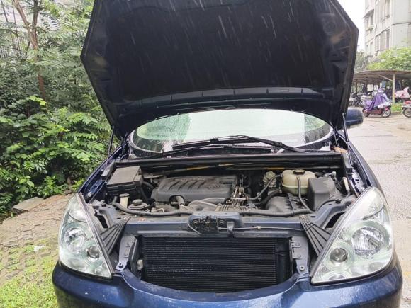 [南京·苏A] 二手别克别克GL82014款 2.4L 经典版