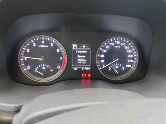 [武汉·鄂A] 二手现代途胜2015款 1.6T 双离合两驱智能型