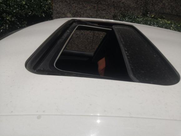 [上海·粤C] 二手奥迪奥迪A4L2013款 35 TFSI 自动标准型