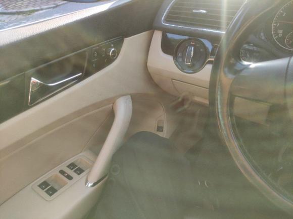 [上海·沪N] 二手大众帕萨特2013款 1.8TSI DSG尊荣版