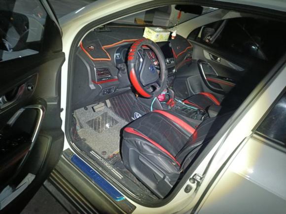 [佛山·豫D] 二手长安长安CS552017款 1.5T 自动炫色型