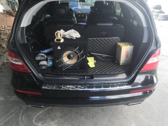 [成都·川A] 二手奔驰奔驰R级2014款 R 400 4MATIC 豪华型