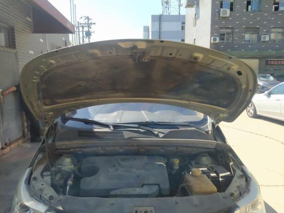 [北京·京E] 二手宝骏宝骏7302014款 1.5L 手动豪华导航ESP版 7座