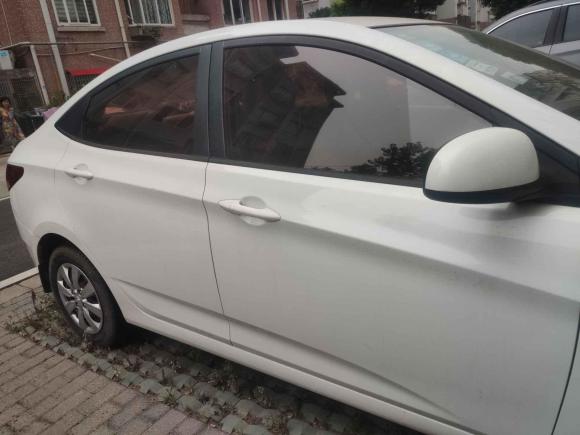 [无锡·豫N] 二手现代瑞纳2010款 三厢 1.4L 自动舒适型GS