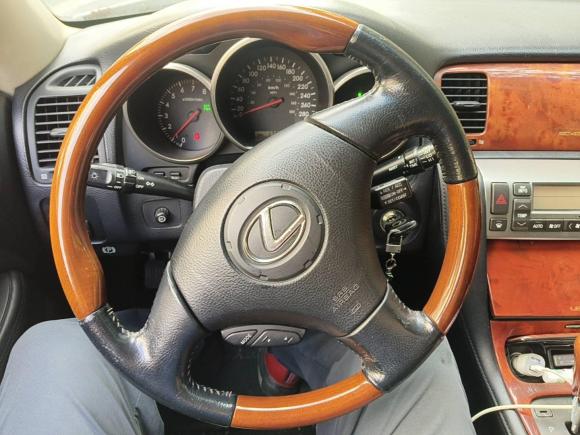 [上海·沪C] 二手雷克萨斯雷克萨斯SC2004款 430