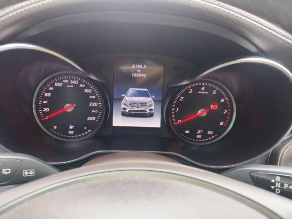 [无锡·苏B] 二手奔驰奔驰GLC2017款 GLC 300 4MATIC 动感型