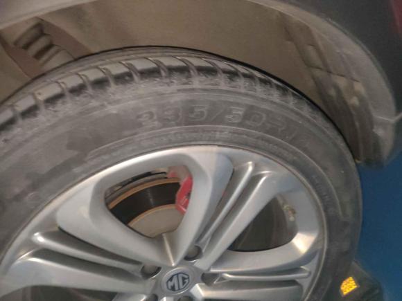 [无锡·苏A] 二手名爵名爵HS2018款 30T 自动两驱Trophy荷尔蒙燃情版 国V