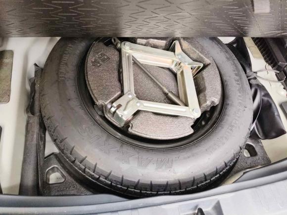 [成都·川A] 二手丰田威兰达2020款 双擎 2.5L E-CVT四驱豪华版