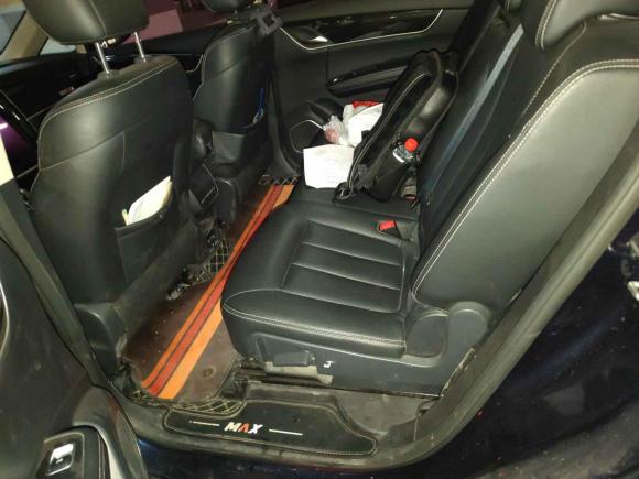 [西安·陕A] 二手比亚迪宋MAX2017款 1.5T 自动智联尊贵型 7座