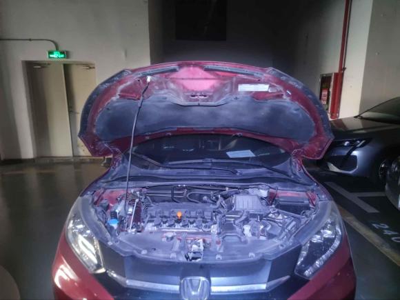 [深圳·粤B] 二手本田缤智2015款 1.8L CVT两驱豪华型