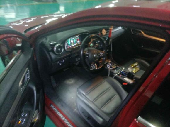 [上海·沪A] 二手名爵名爵6新能源2018款 45T E-DRIVE智驱混动PILOT超级互联网版
