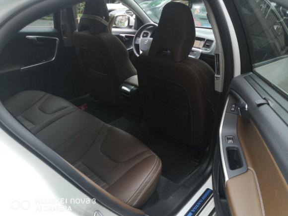 [上海·沪A] 二手沃尔沃沃尔沃S60新能源2018款 S60L E驱混动 T6进取版