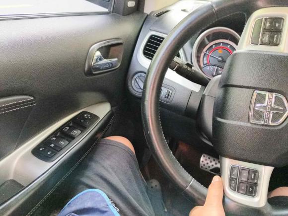 [南通·苏F] 二手道奇酷威2013款 2.4L 两驱尊尚版