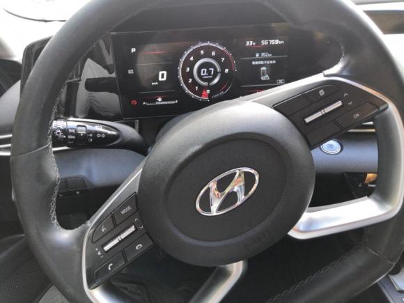 [上海·沪C] 二手现代伊兰特2021款 1.5L CVT GLX精英版