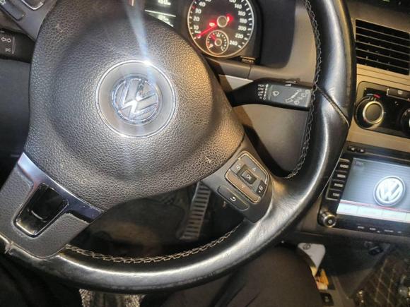 [杭州·浙A] 二手大众途安2013款 1.4T 手动舒适版5座